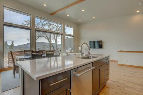 Bellavida-rvr/mt Vw-ac-3br/2.5b