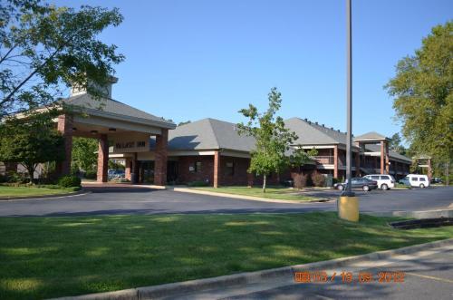 Motel Hot Springs Village Inn