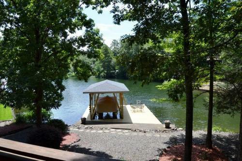 Lake Desoto Home 21