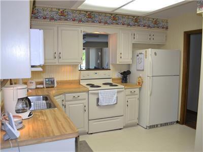 Lake Desoto Townhome 20