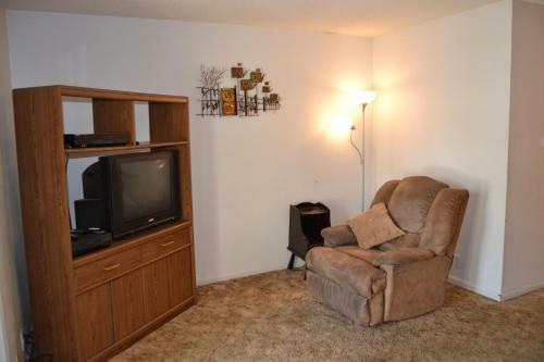 Valencia Courts Townhome 48