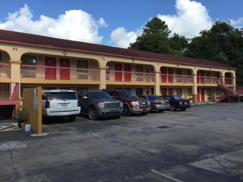 Motel Regency Inn And Suites