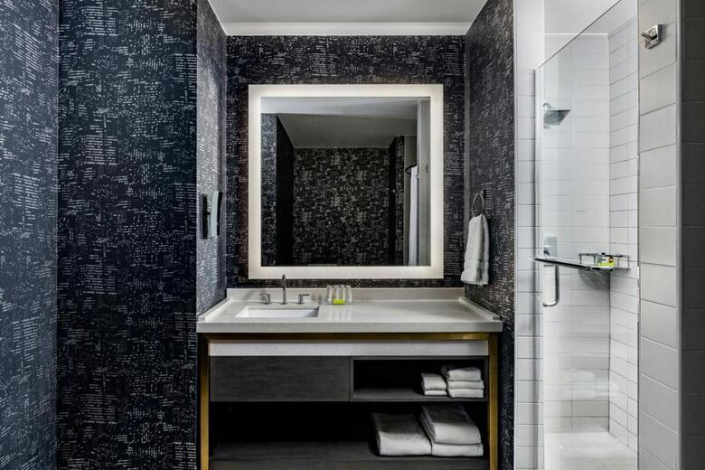 Hotel Le M�ridien Houston Downtown