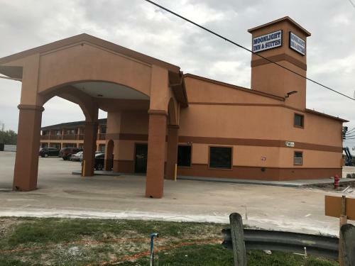 Motel Moonlight Inn & Suites