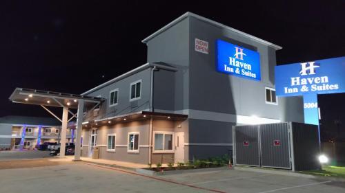 Motel Haven Inn & Suites Downtown Houston.