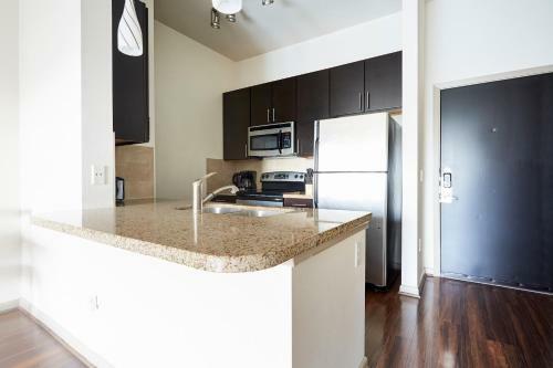 Apartamento Sunny Midtown Suites By Sonder