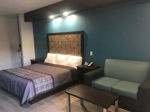 Hotel The Residency Suites