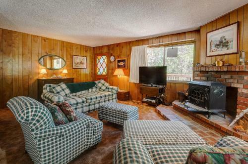 Rustic Pine Manor