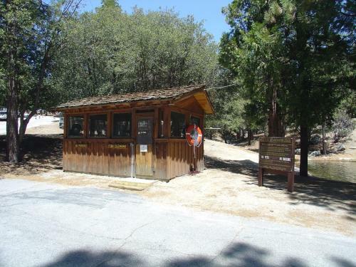 Idyllwild Camping Resort Wheelchair Accessible Cottage