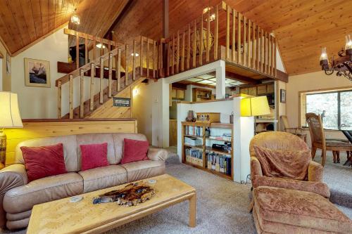 Cedar Creek Cabin