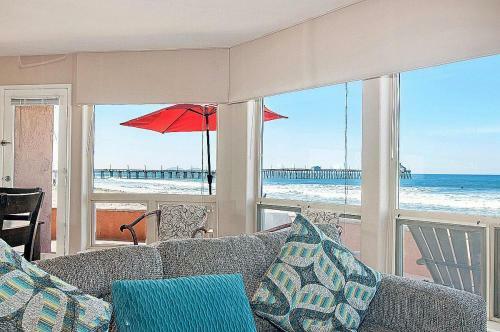 Imperial Beach Club 107