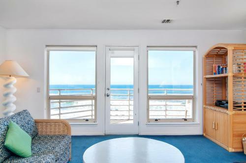 Imperial Beach Club 309