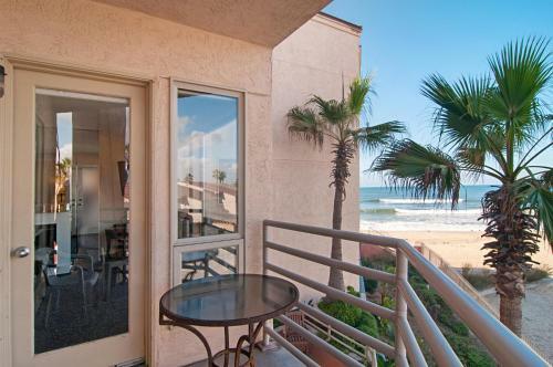 Imperial Beach Club 213