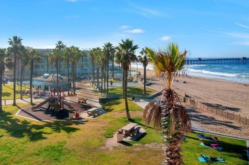 Imperial Beach Club 303