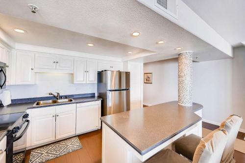 Imperial Beach Club 209
