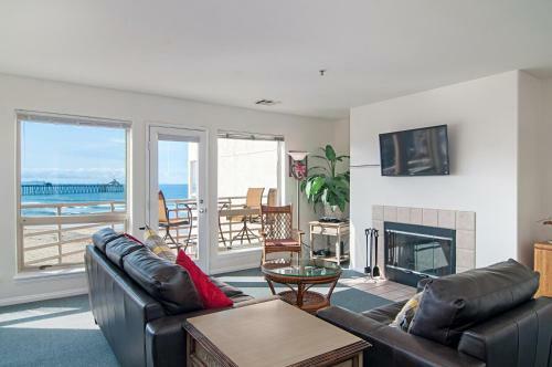 Imperial Beach Club 304