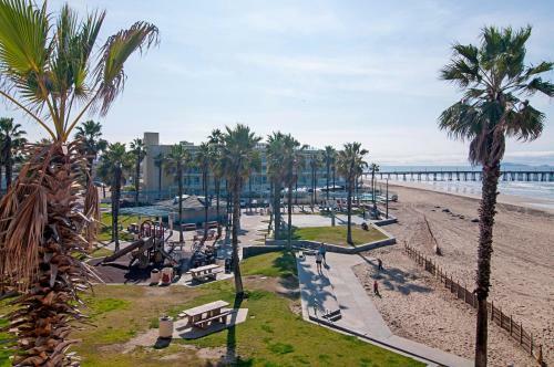 Imperial Beach Club 304
