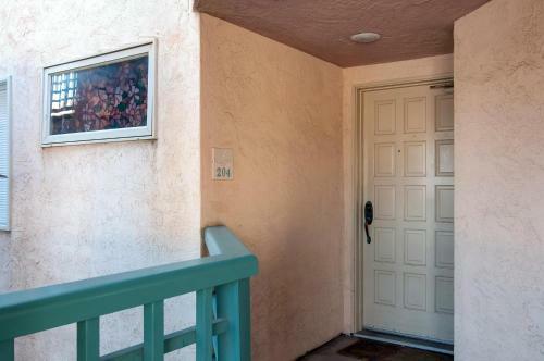 Imperial Beach Club 204