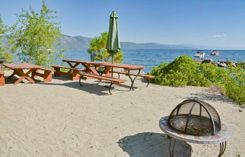 557 Lakeshore Blvd Townhouse Unit 120
