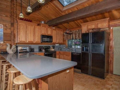 Apartamento 376 Country Club Drive Upper