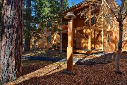 Apartamento 939 Incline Way Condo
