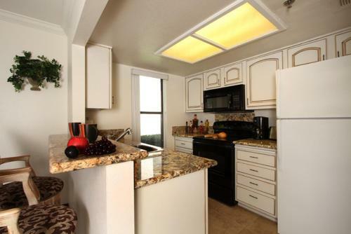 Apartamento Palm Lake Luxury Condo