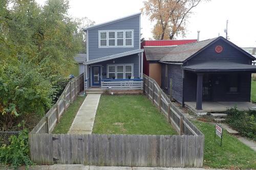 4 Bed 4 Bath Home In Indianapolis