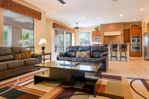 Apartamento Coachella Vista 5br /4.5ba