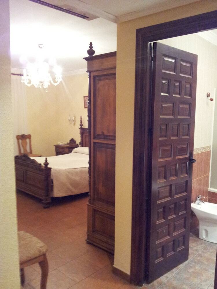 Hotel Hospederia Museo Valdepe�as
