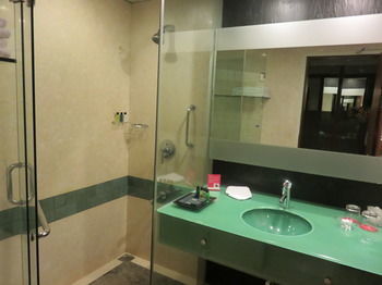 Hotel Ramada Resort Cochin