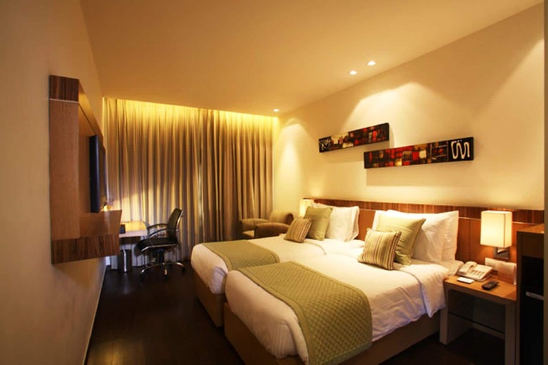 Shervani Nehru Palace Hotel