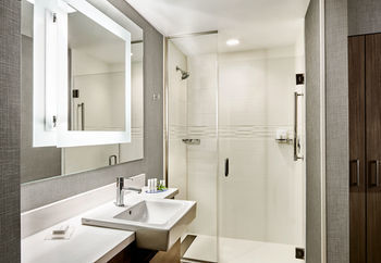 Hotel Springhill Suites Hartford Airport