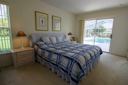 North Foxrun Terrace Villa 1512