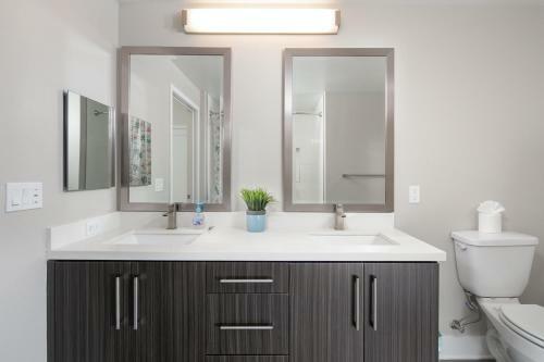 Luxury Collection Upscale Apartments Homes