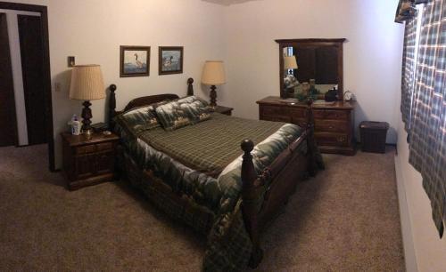 Mountain View Yellowstone Getaway