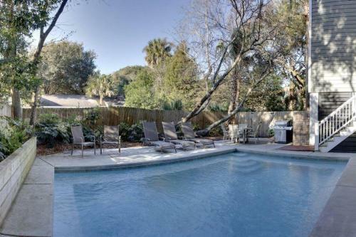 9 24th Avenue