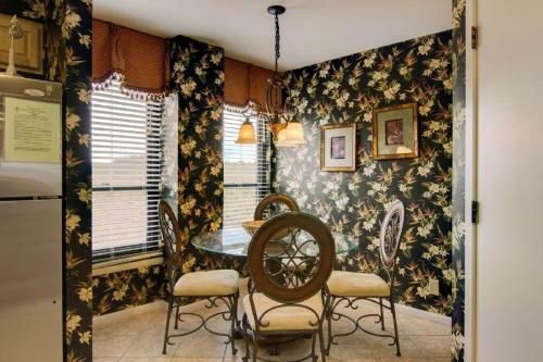 307 Summerhouse