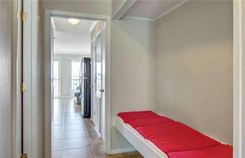 Sea Cabin 340-c