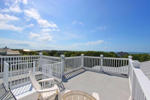 1 Palm Court Home