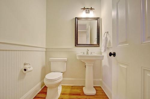 2603 Palm Boulevard Home