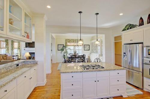 2603 Palm Boulevard Home
