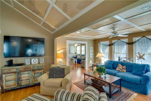 54th Avenue 16