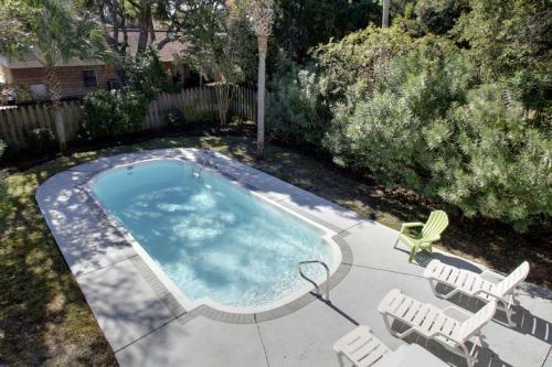 4006 Hartnett Boulevard