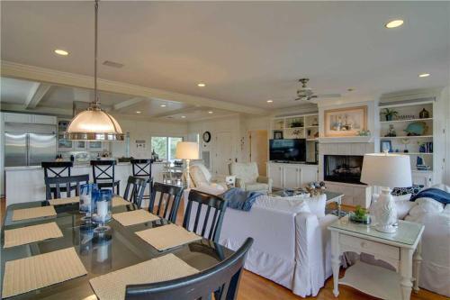 Cameron Boulevard 3901