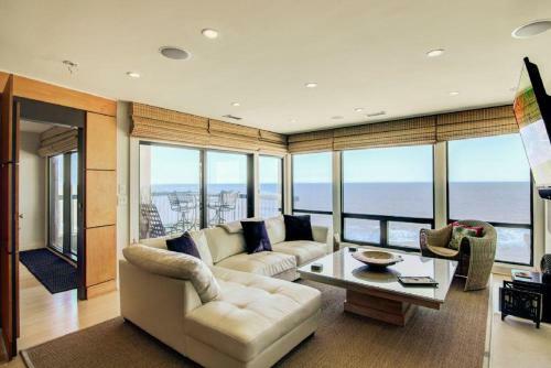 1403 Ocean Club