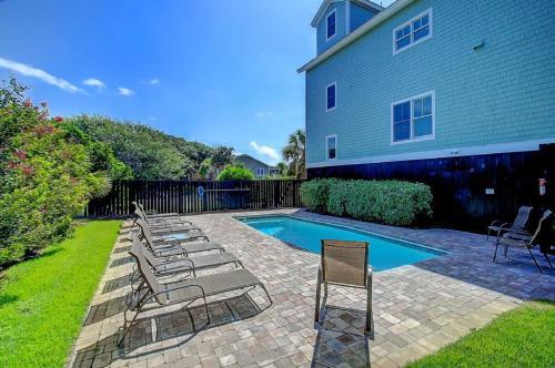 2307 Palm Boulevard Home
