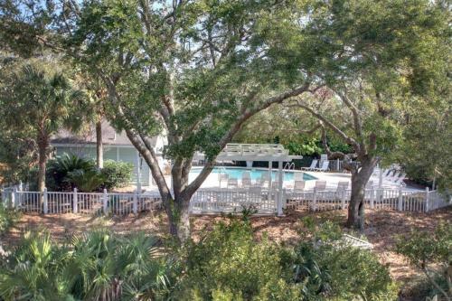 55 Pelican Bay