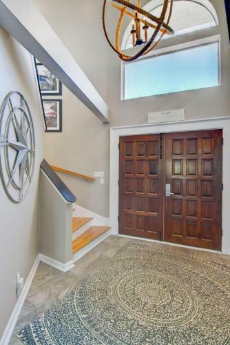 4 46th Avenue