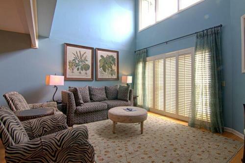 11e Mariners Walk
