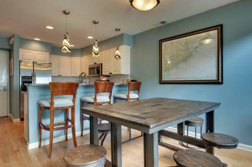 11e Mariners Walk